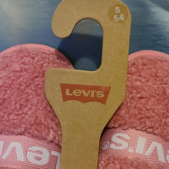 LEVI'S SLIPPERS - Picture 8 of 9